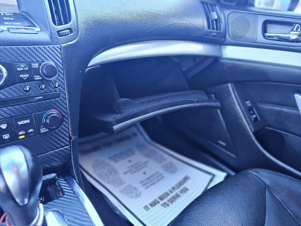 2011 INFINITI G37 Image 59