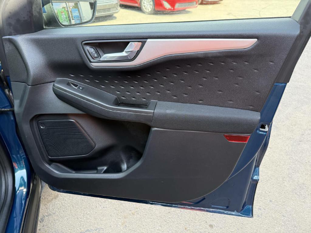 2020 Ford Escape Image 19