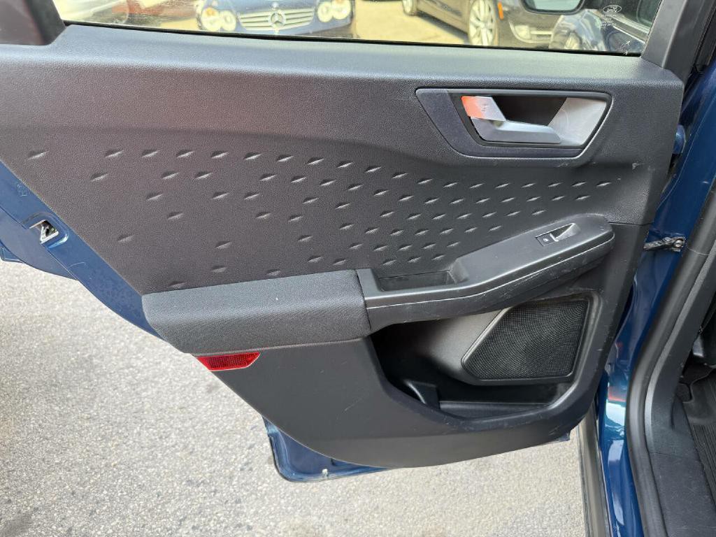 2020 Ford Escape Image 30