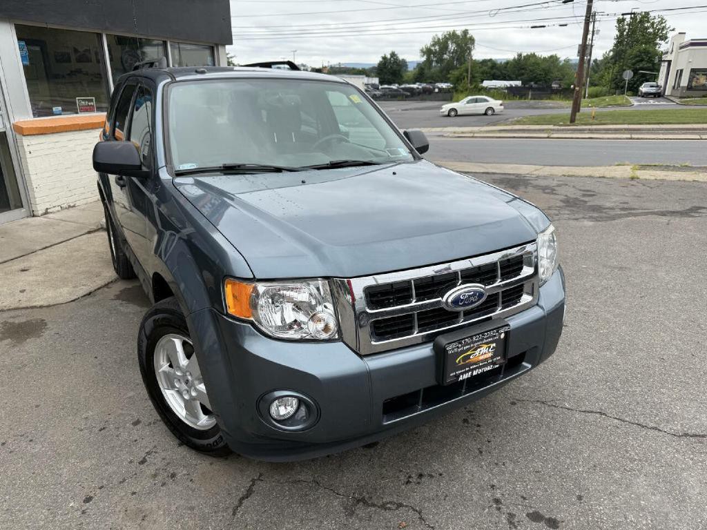 2012 Ford Escape Image 2