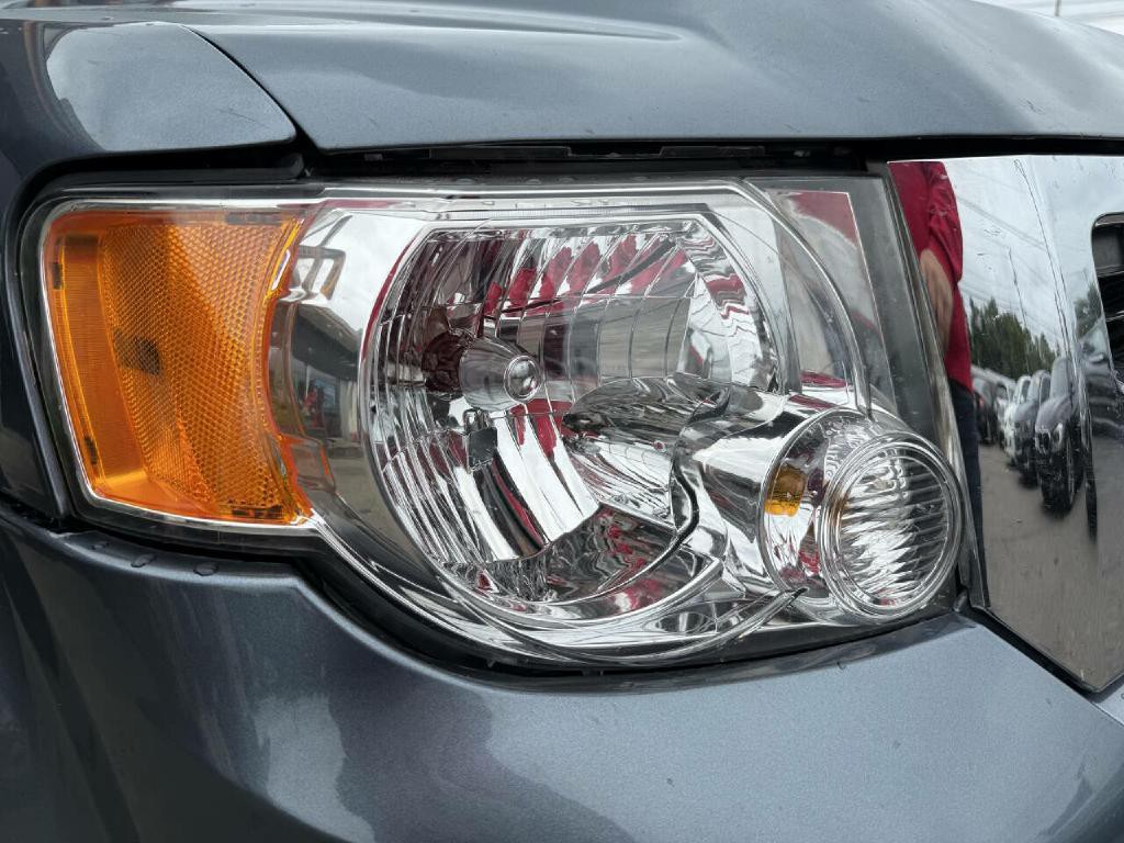 2012 Ford Escape Image 12