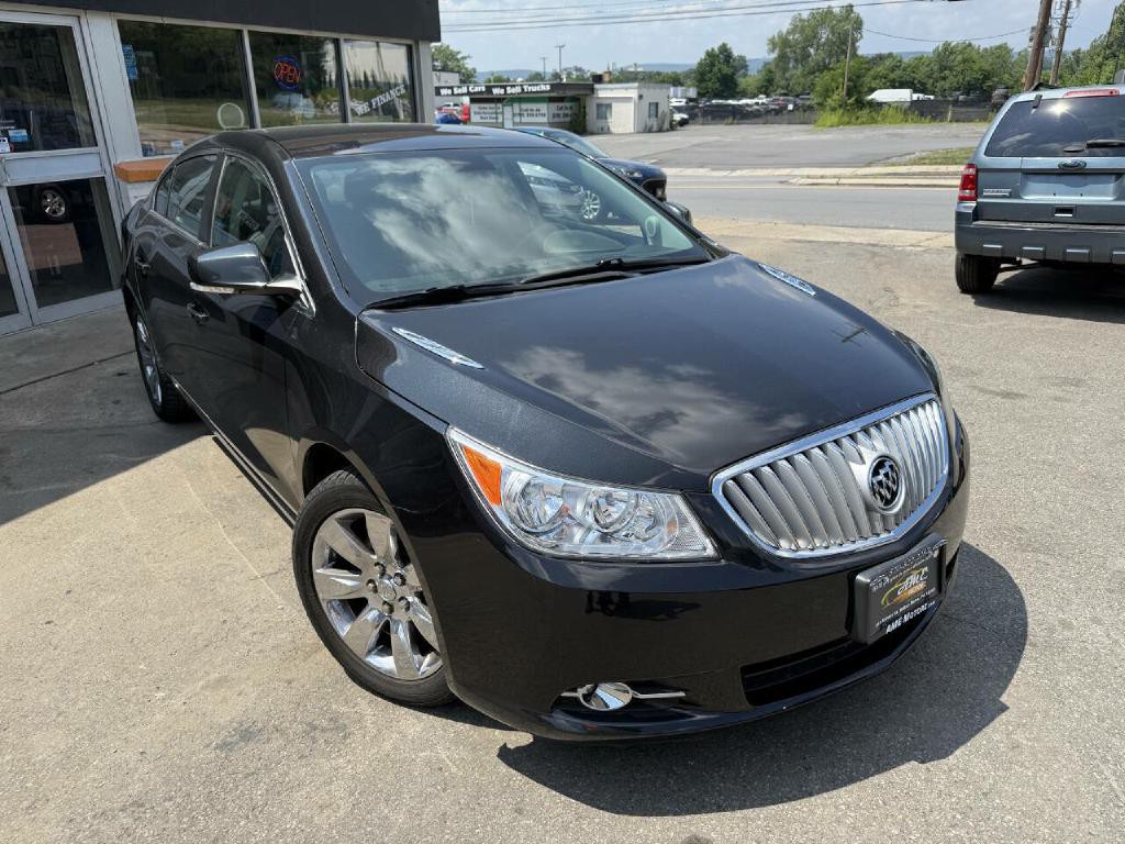 2012 Buick Lacrosse Image 2