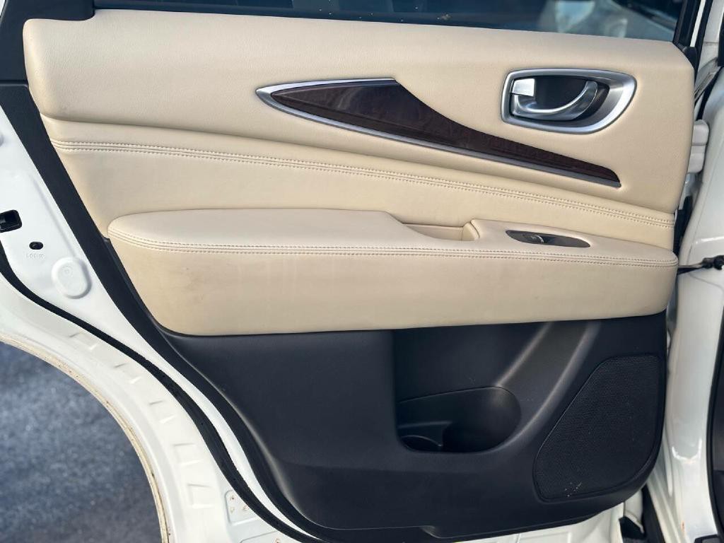 2015 INFINITI QX60 Image 30