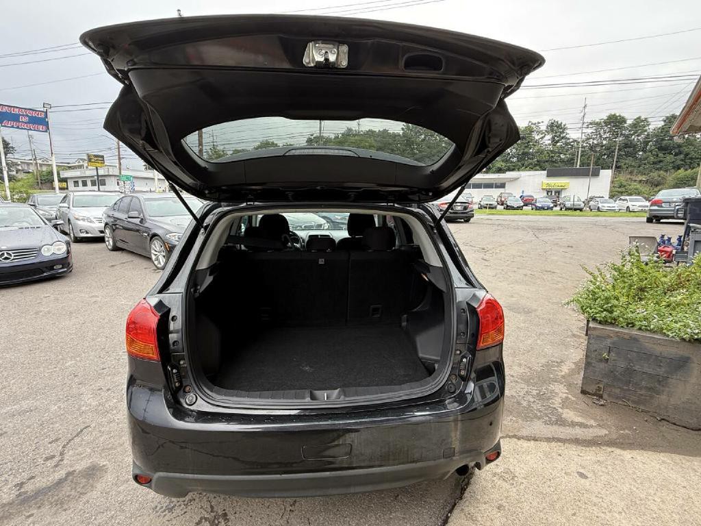 2015 Mitsubishi Outlander Image 34
