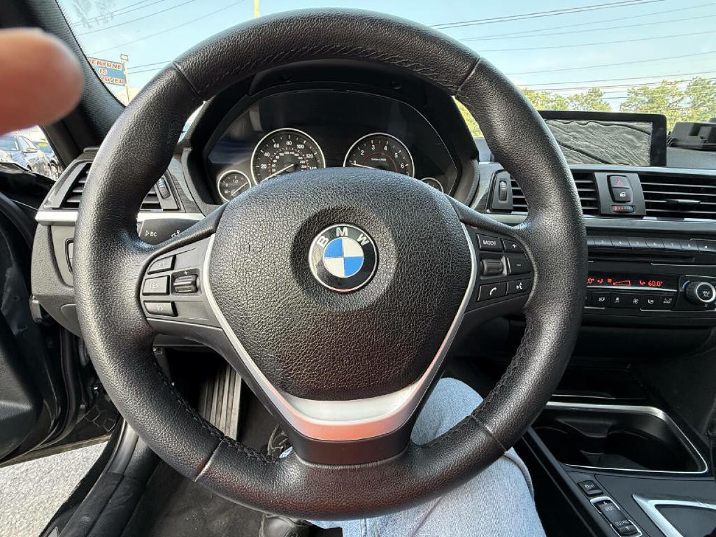 2015 BMW 3 Series Image 13