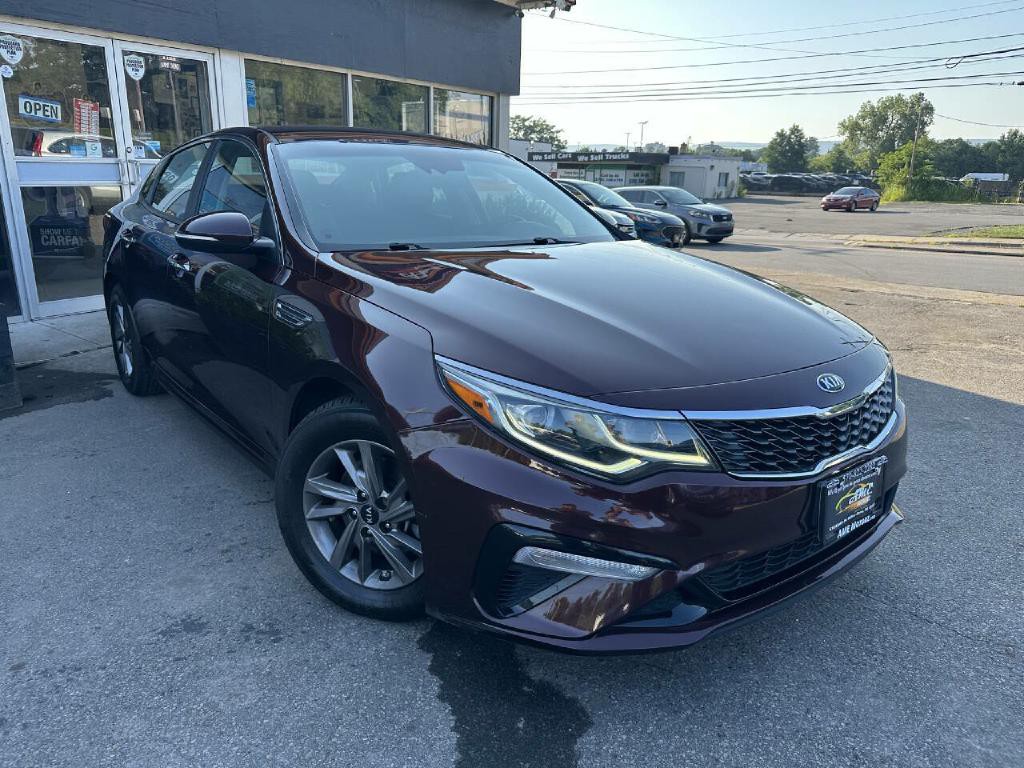 2020 Kia Optima Image 2