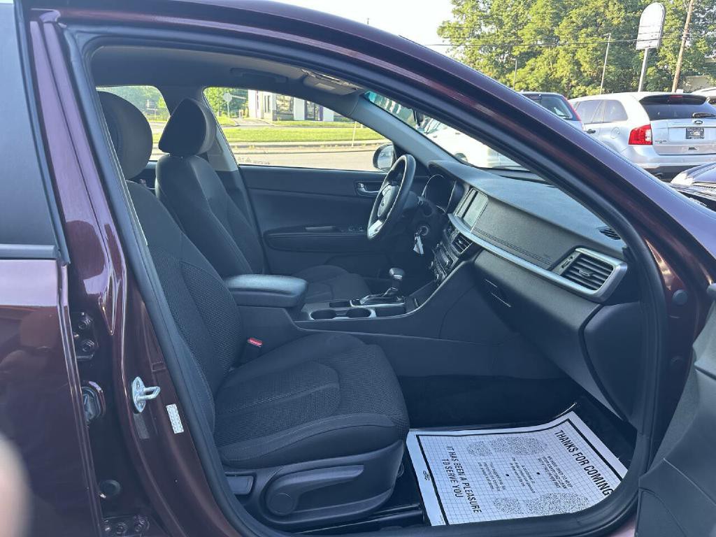 2020 Kia Optima Image 18