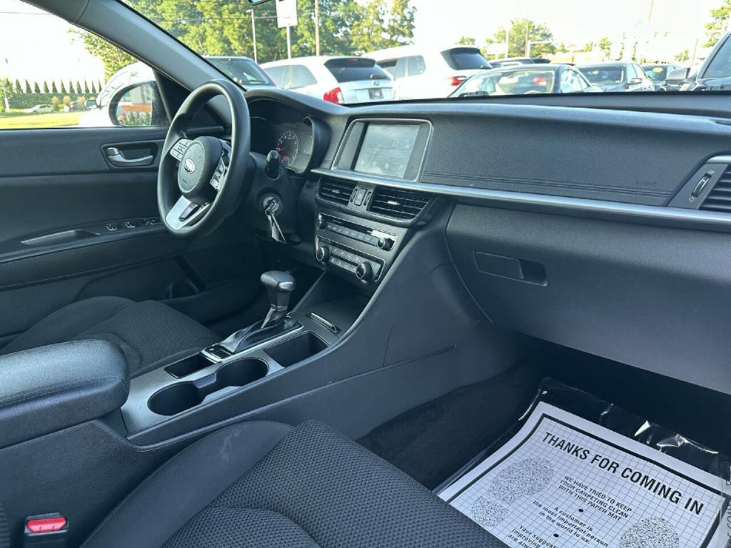 2020 Kia Optima Image 21