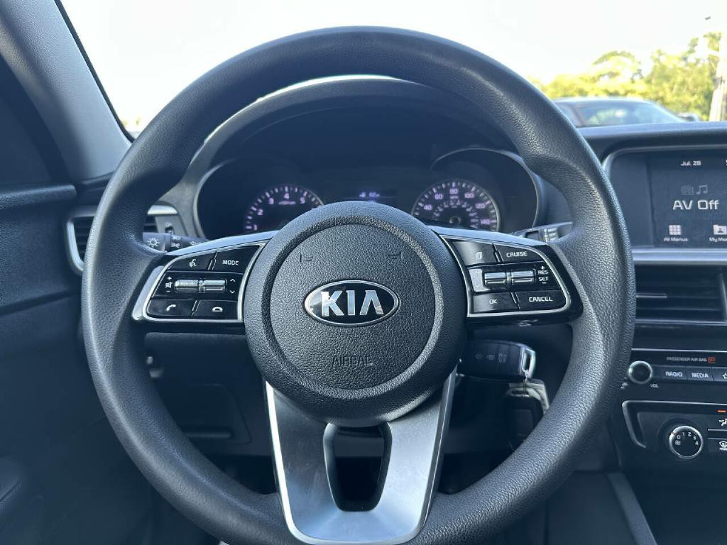 2020 Kia Optima Image 24