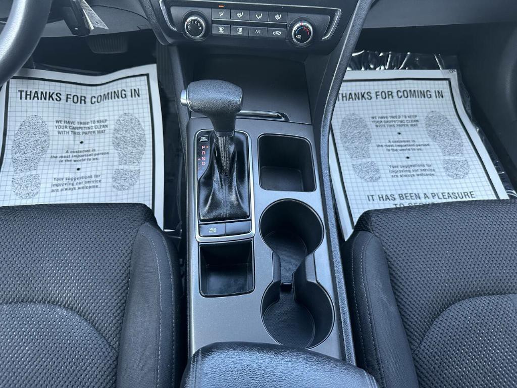 2020 Kia Optima Image 26