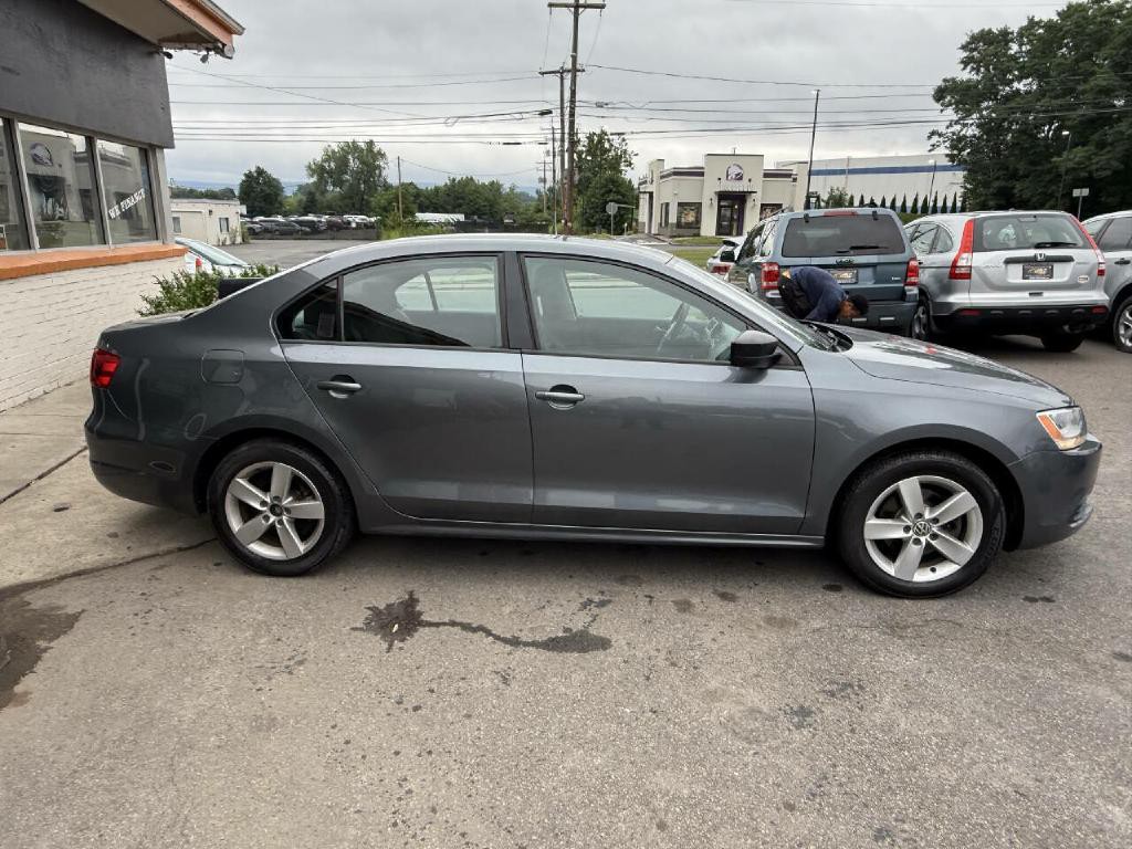 2014 Volkswagen Jetta Image 11