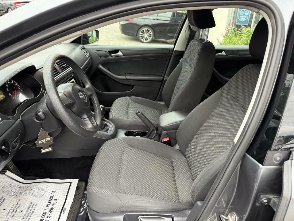 2014 Volkswagen Jetta Image 16
