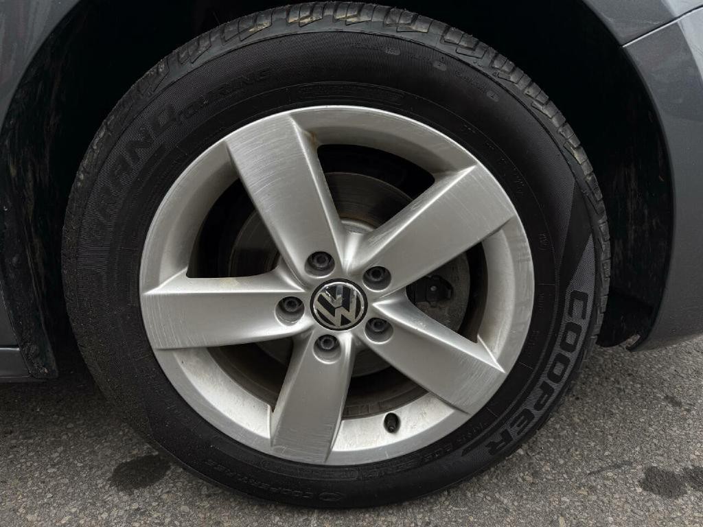 2014 Volkswagen Jetta Image 35