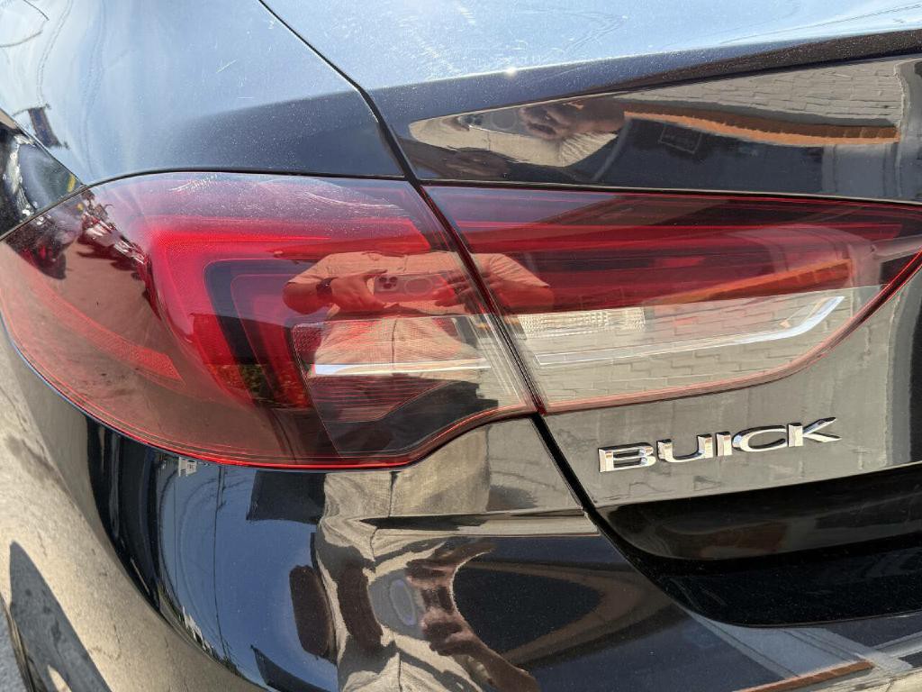 2018 Buick Regal Image 13