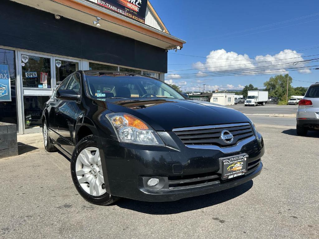 2009 Nissan Altima Image 1