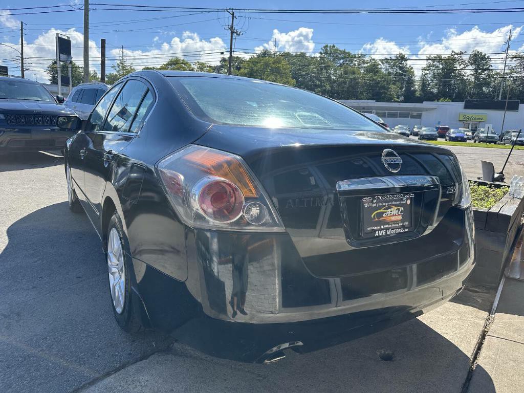 2009 Nissan Altima Image 11