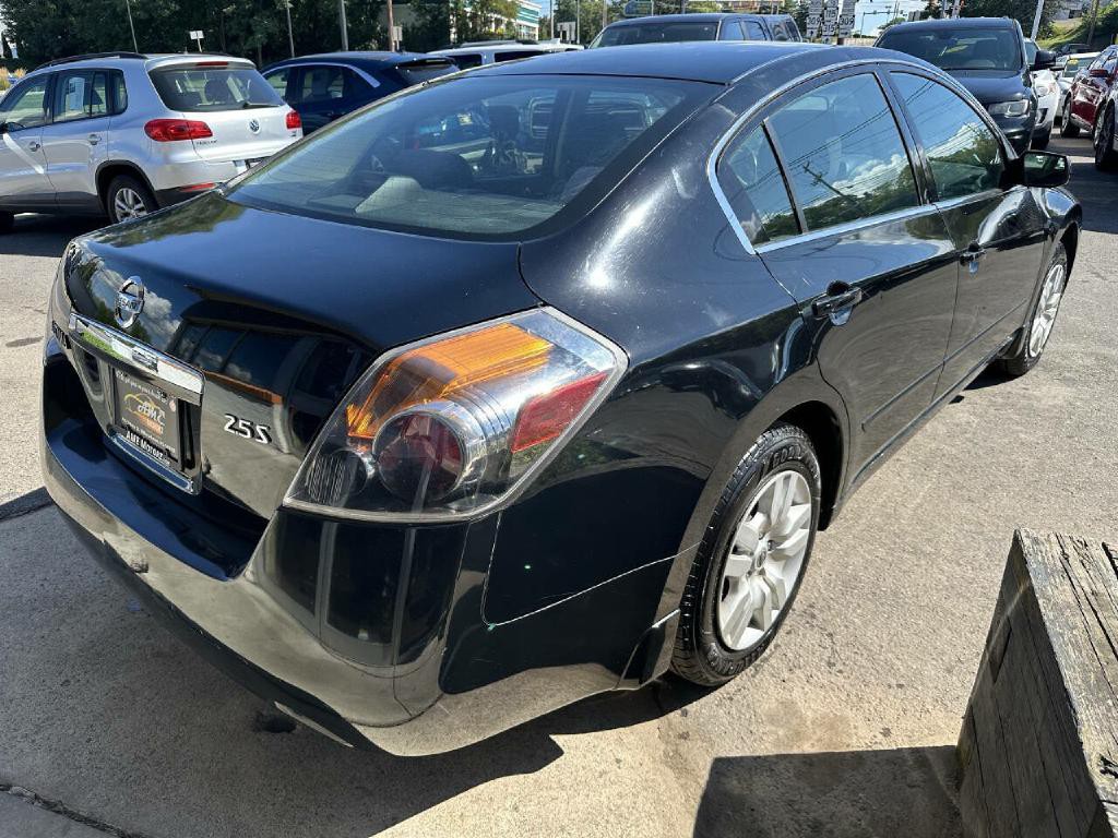 2009 Nissan Altima Image 14