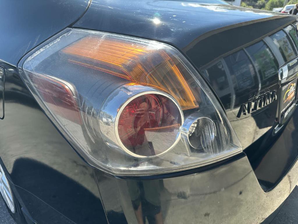 2009 Nissan Altima Image 24