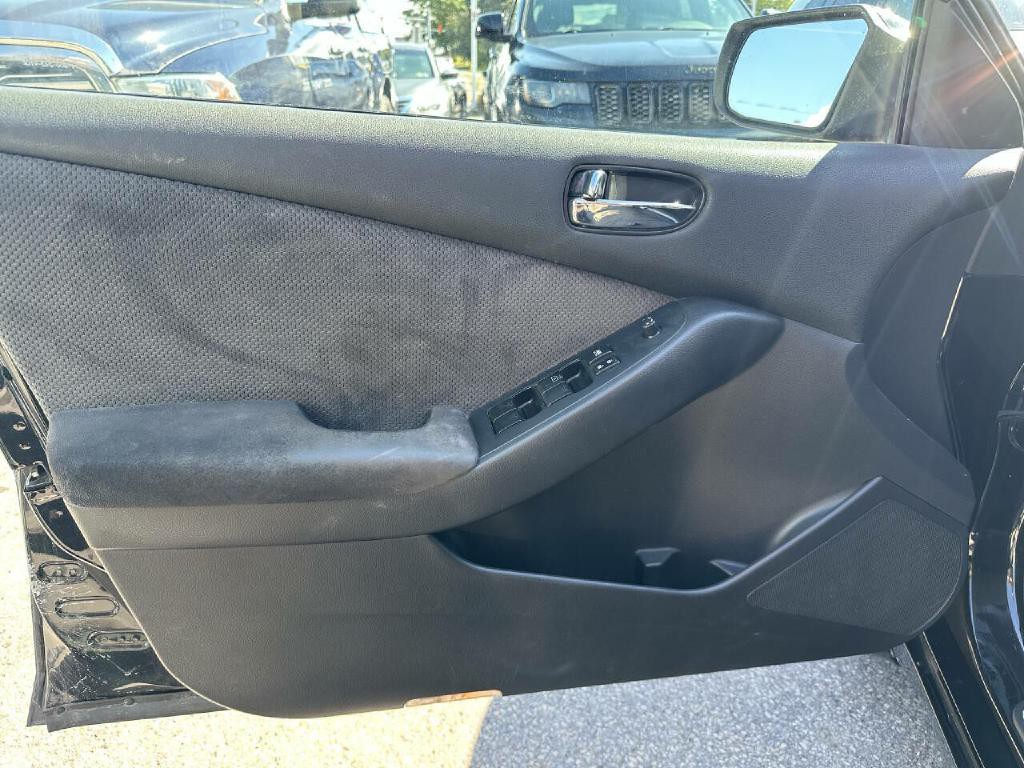 2009 Nissan Altima Image 30