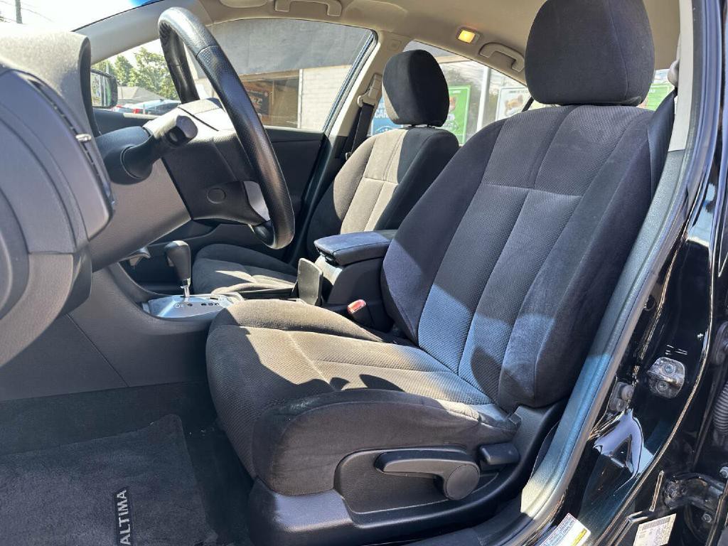 2009 Nissan Altima Image 33