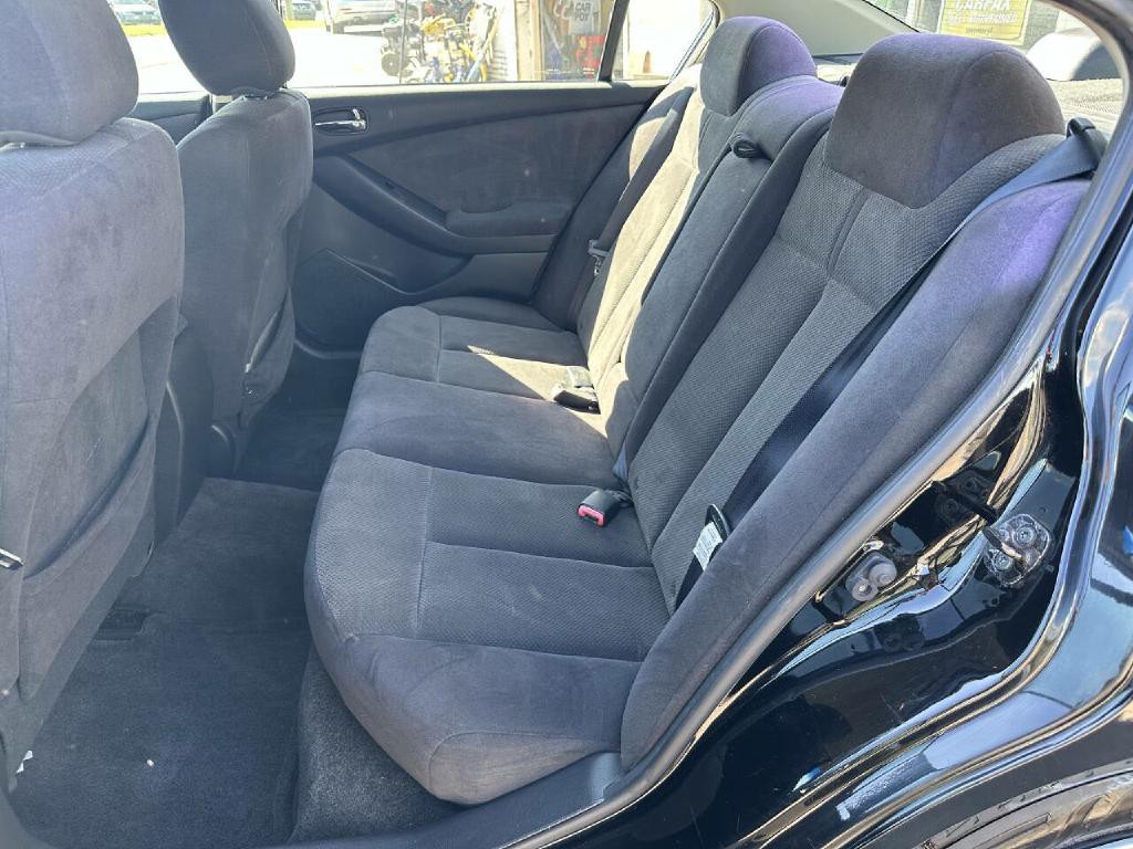 2009 Nissan Altima Image 34