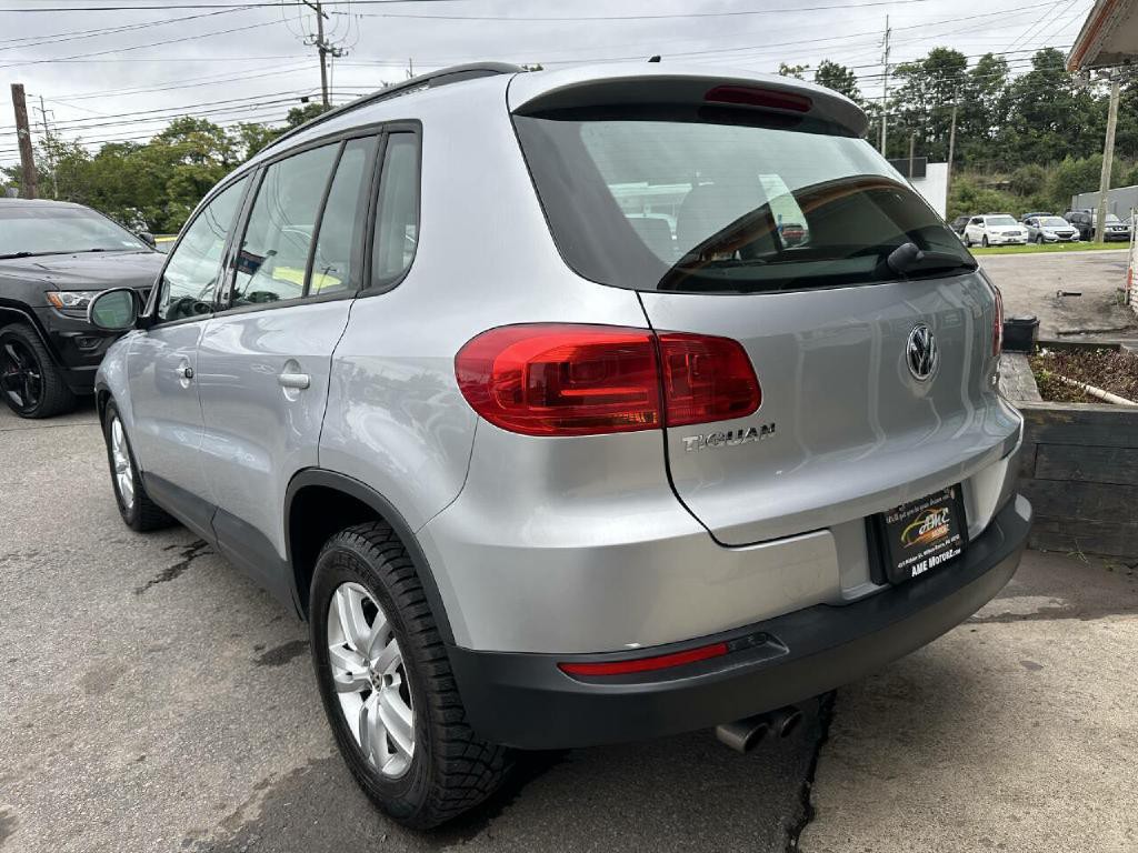 2017 Volkswagen Tiguan Image 9