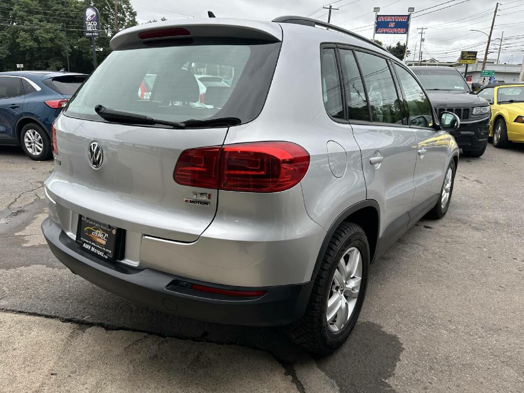 2017 Volkswagen Tiguan Image 12