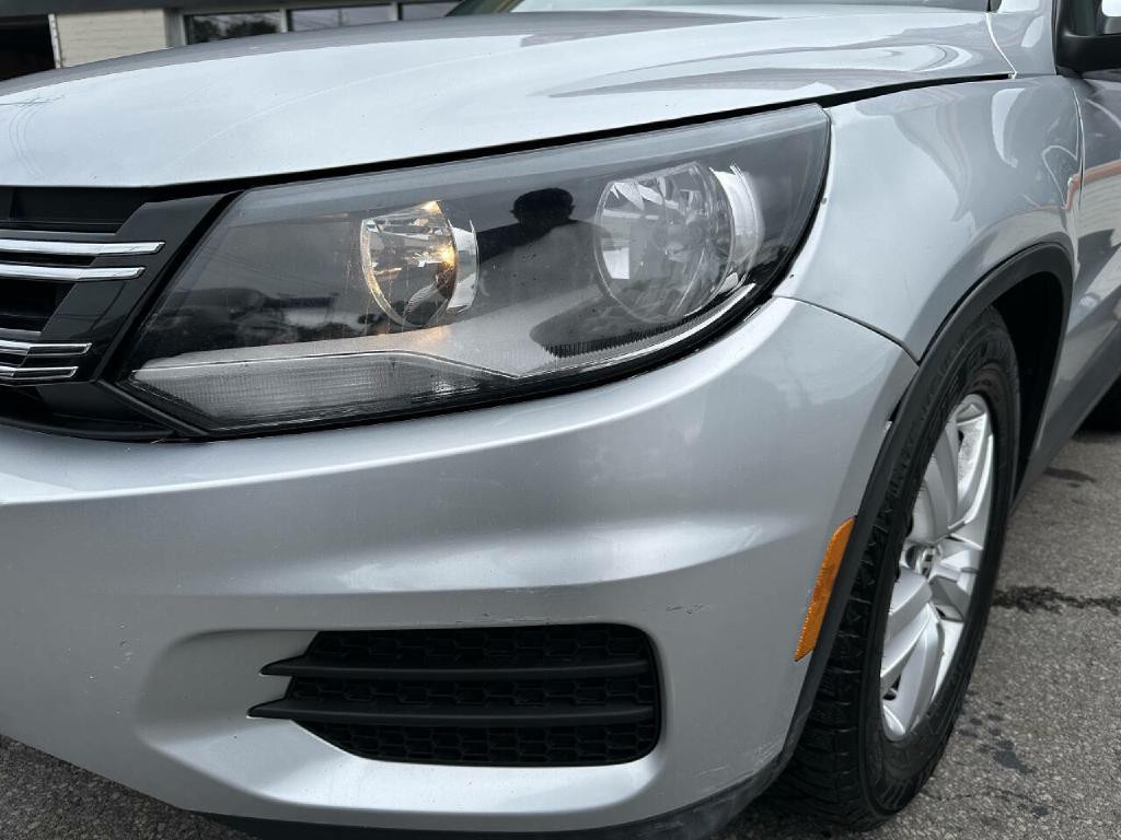 2017 Volkswagen Tiguan Image 18