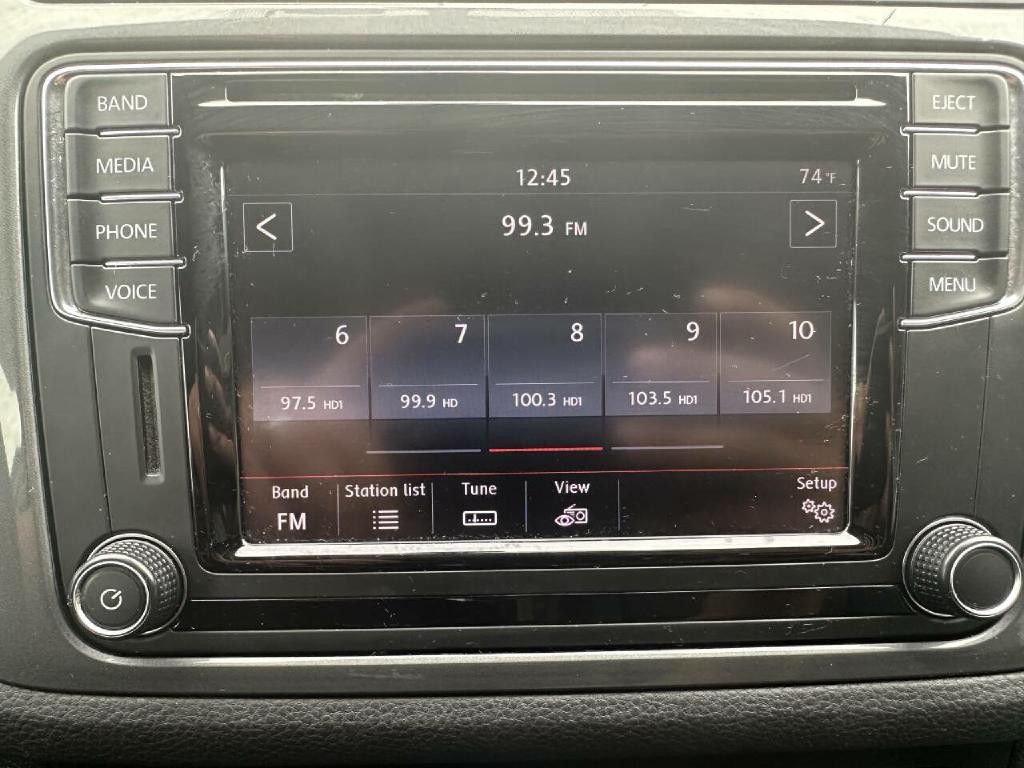 2017 Volkswagen Tiguan Image 32