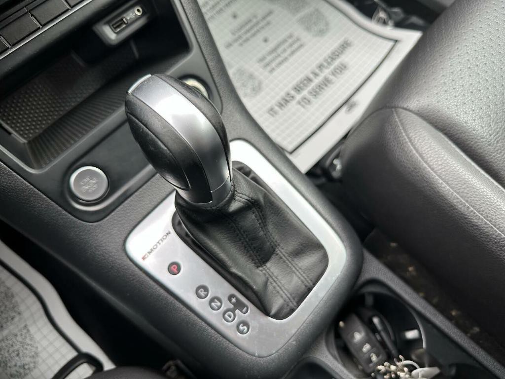 2017 Volkswagen Tiguan Image 35