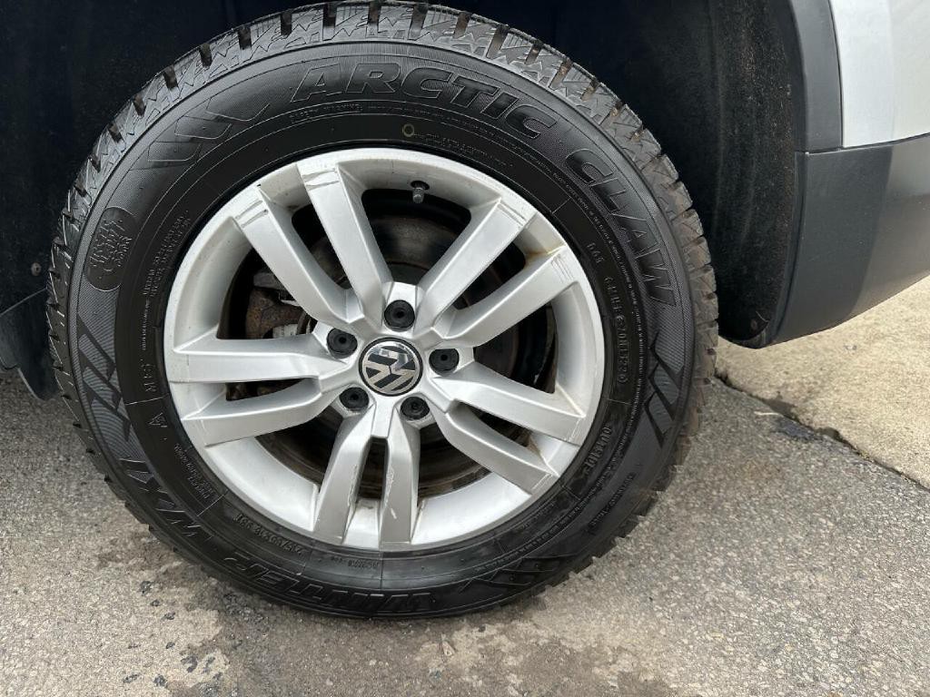 2017 Volkswagen Tiguan Image 44