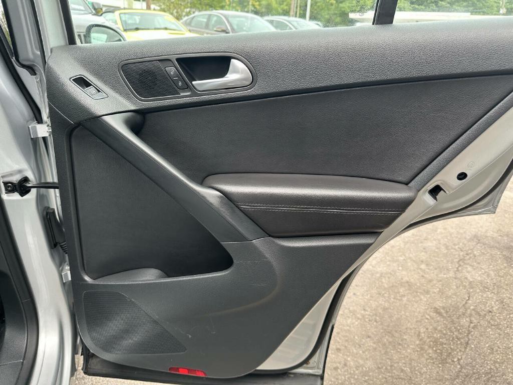 2017 Volkswagen Tiguan Image 61