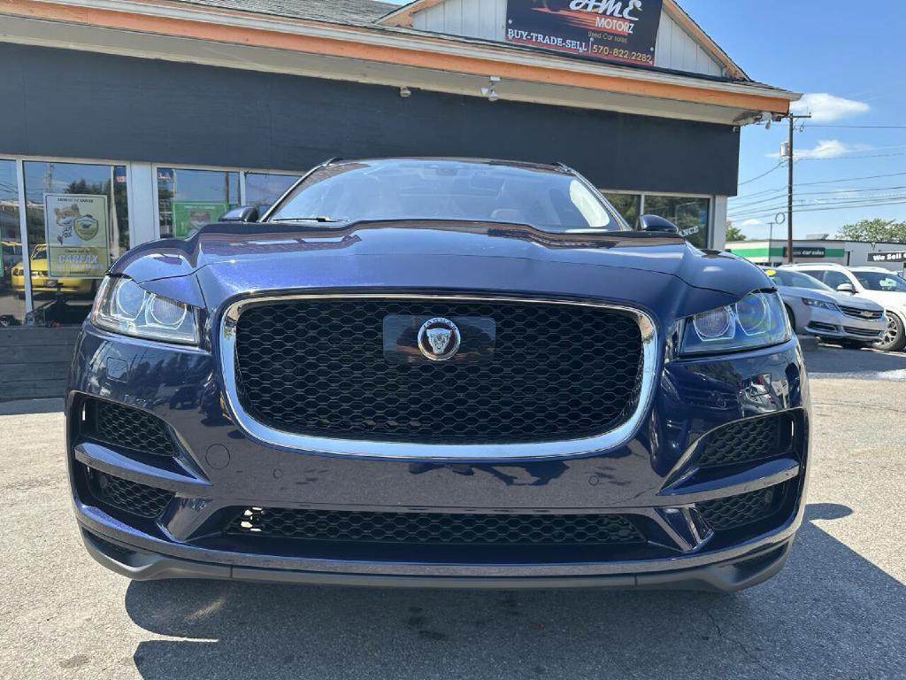 2019 Jaguar F-PACE Image 5