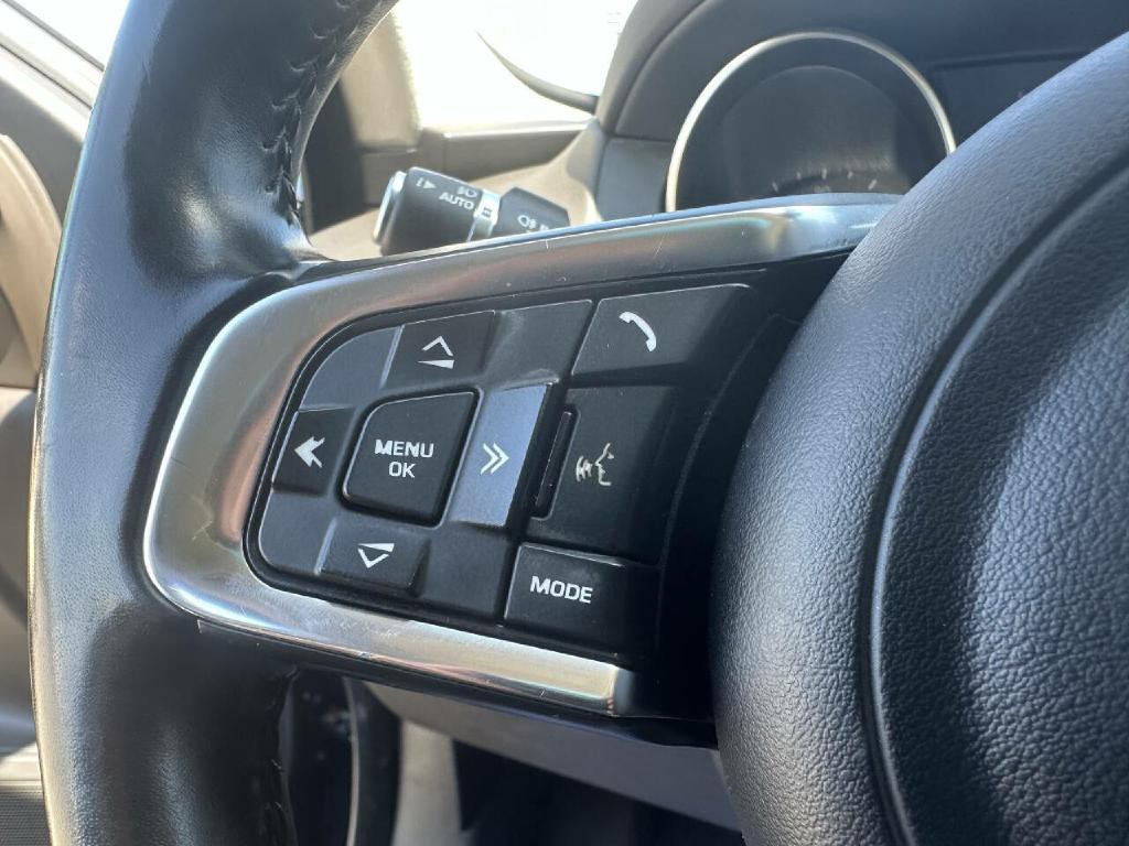 2019 Jaguar F-PACE Image 62