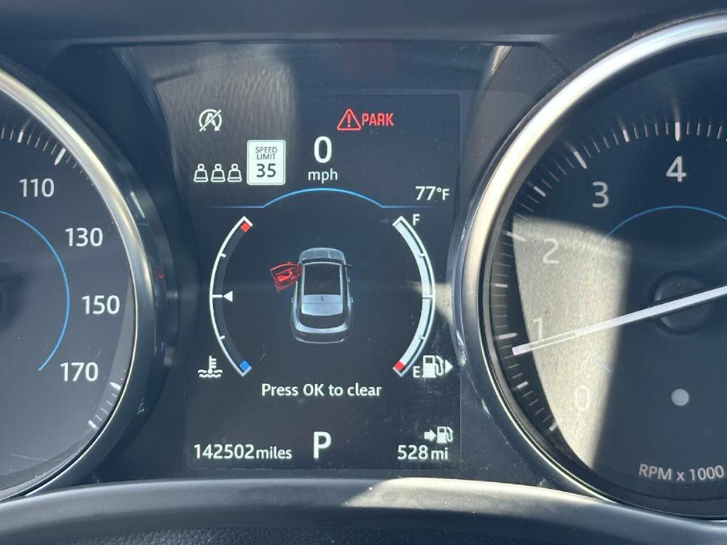 2019 Jaguar F-PACE Image 65
