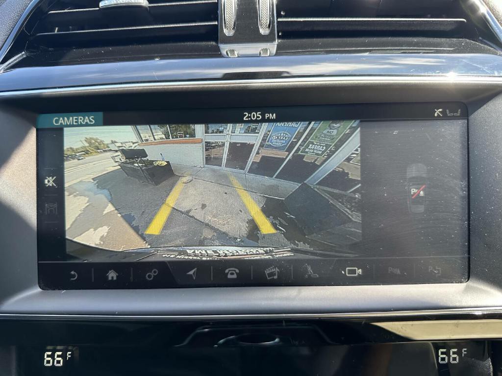 2019 Jaguar F-PACE Image 69
