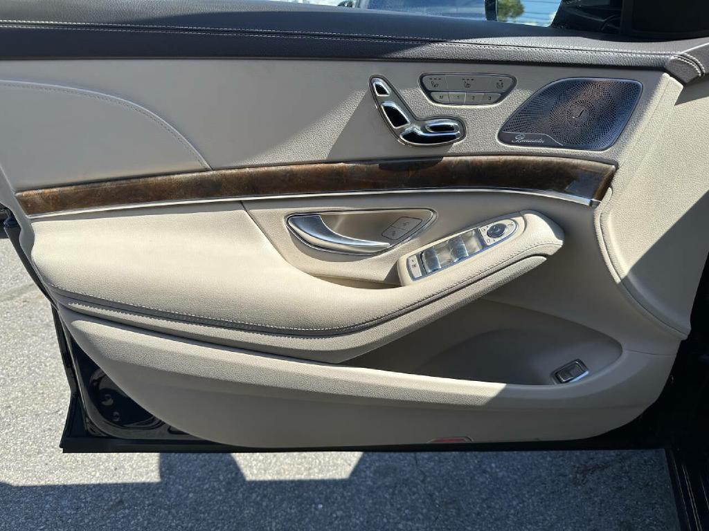 2014 Mercedes-Benz S-Class Image 33