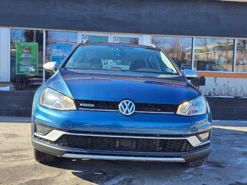 2017 Volkswagen Golf Image 4