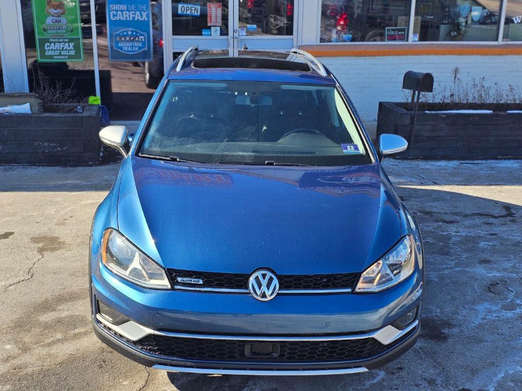 2017 Volkswagen Golf Image 6