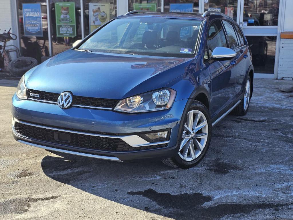 2017 Volkswagen Golf Image 8