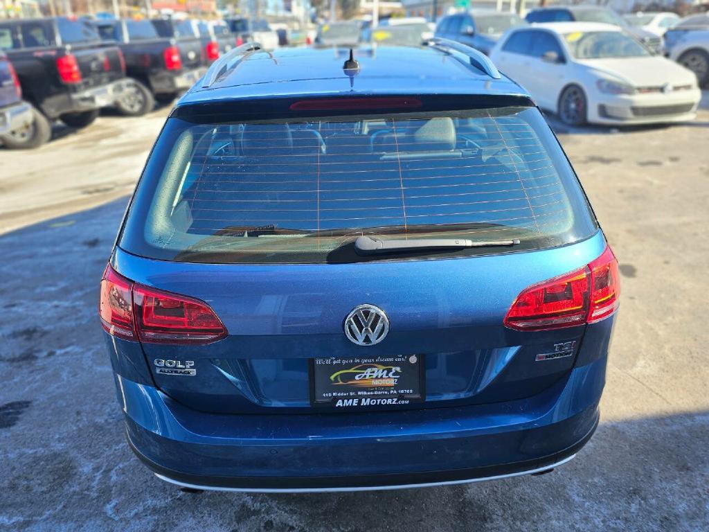 2017 Volkswagen Golf Image 13