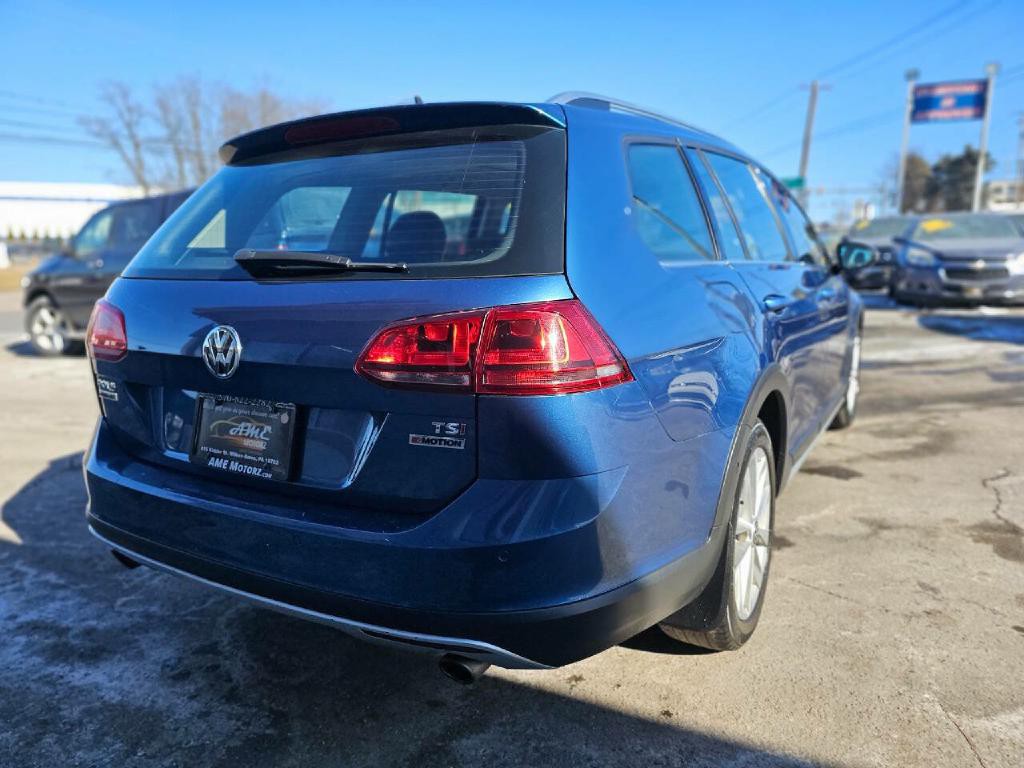 2017 Volkswagen Golf Image 14