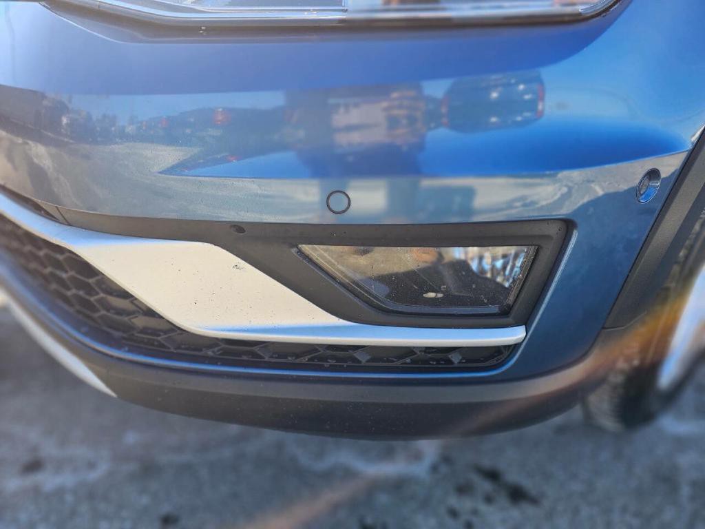 2017 Volkswagen Golf Image 20
