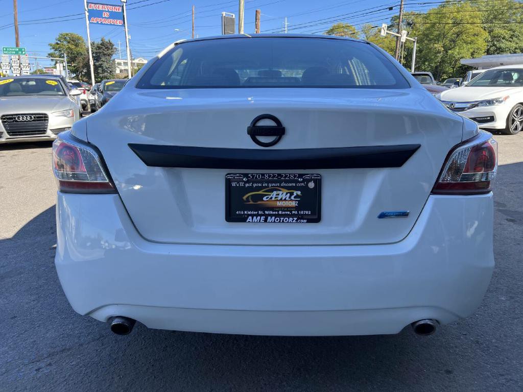 2013 Nissan Altima Image 9