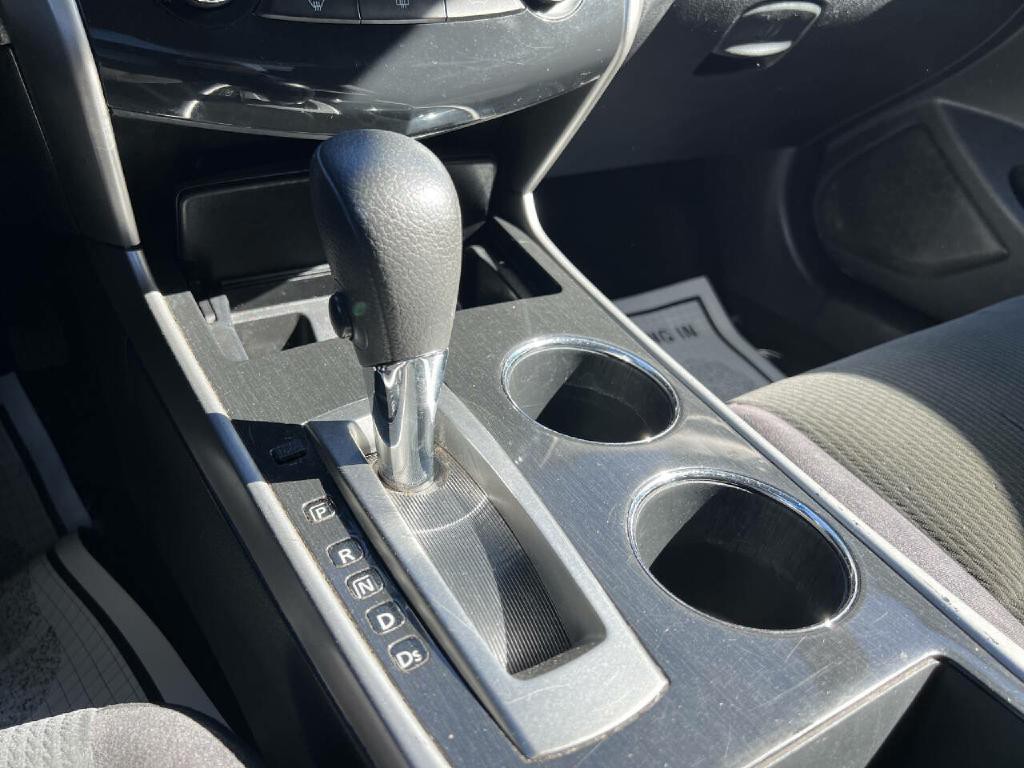 2013 Nissan Altima Image 38