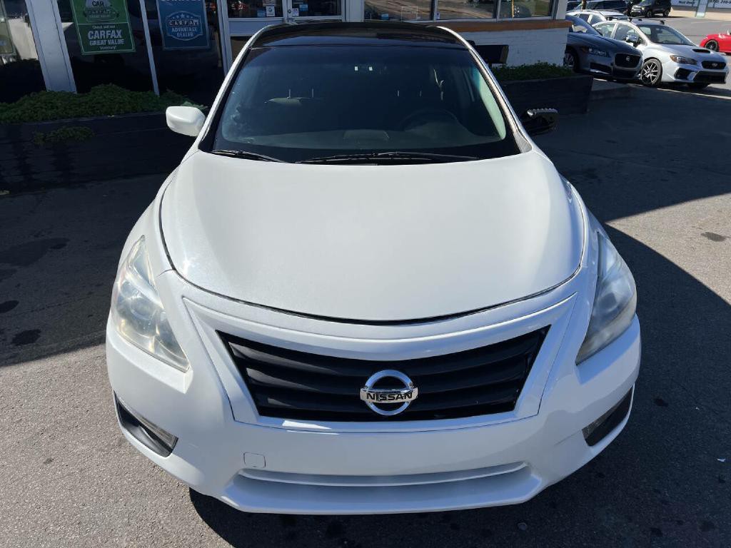 2013 Nissan Altima Image 4