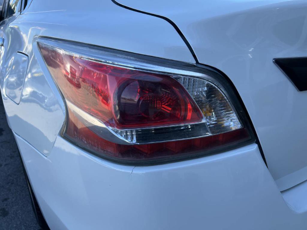 2013 Nissan Altima Image 10