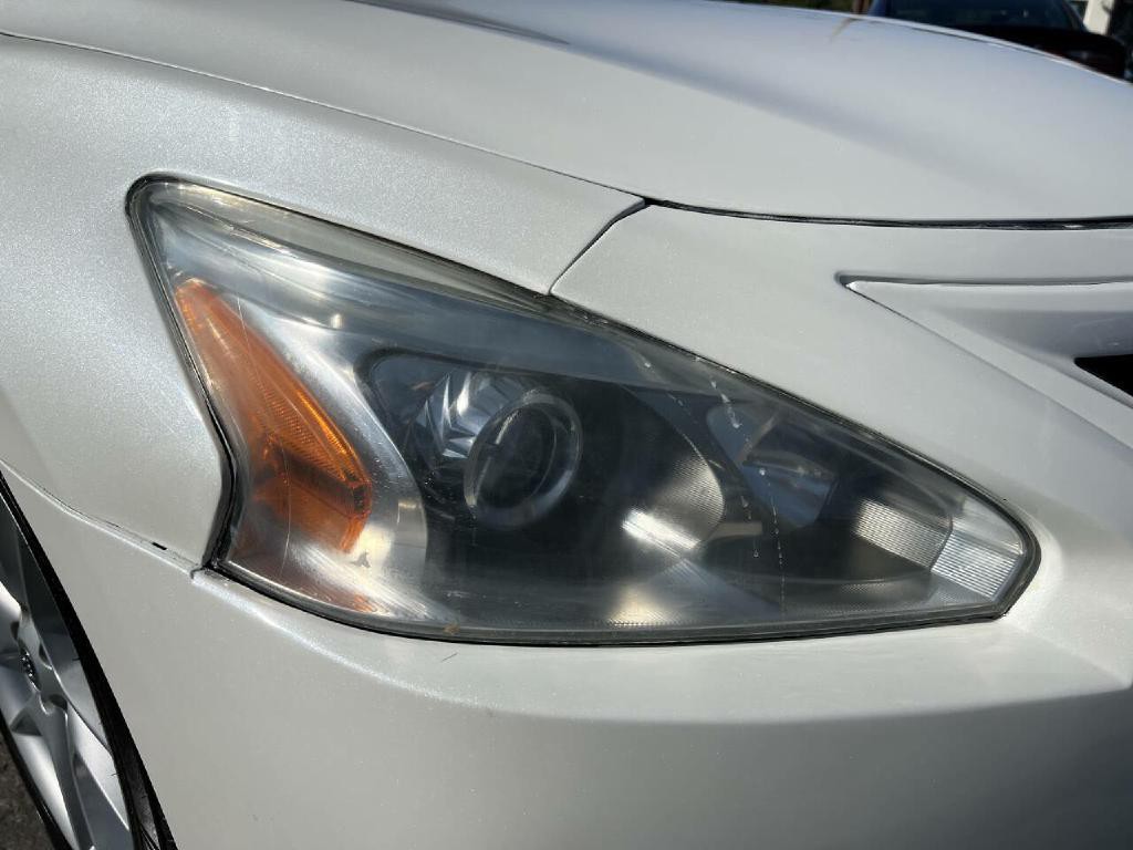 2013 Nissan Altima Image 15