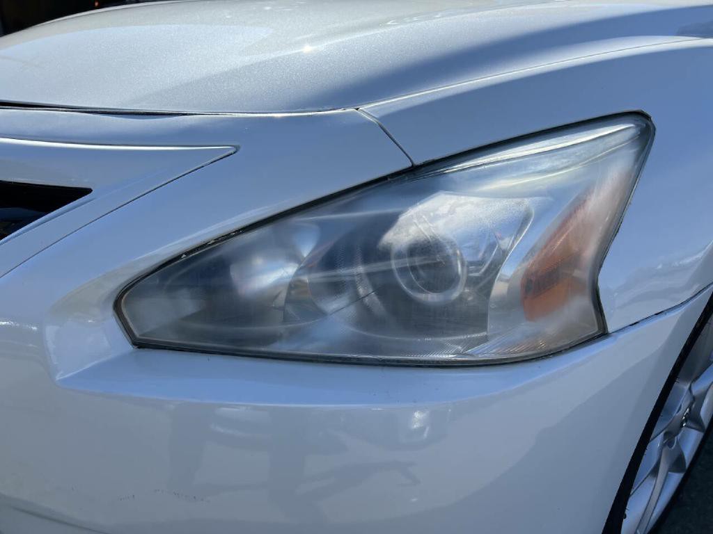 2013 Nissan Altima Image 16