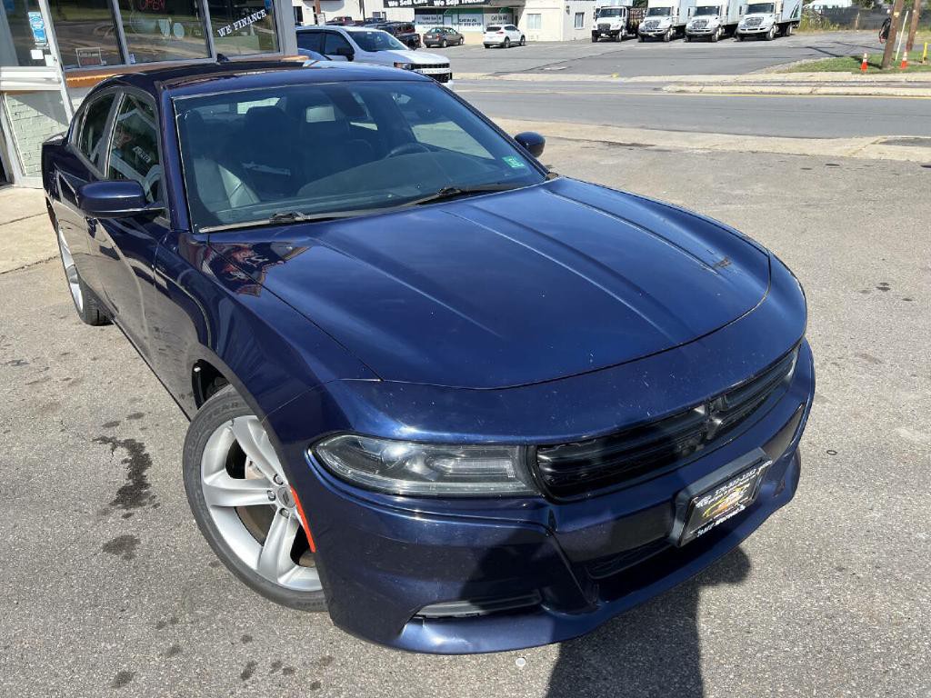 2017 Dodge Charger Image 2